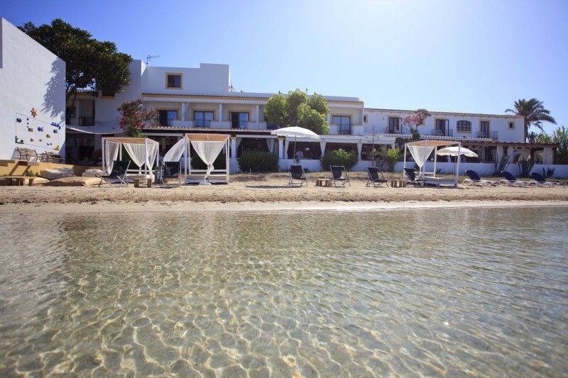 Hostal La Savina Bagian luar foto